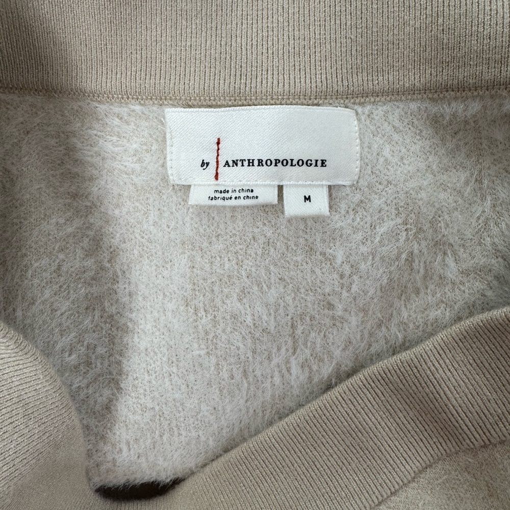 By Anthropologie Beige Mini Sweater Skirt with White Floral Knit - Picture 2 of 4